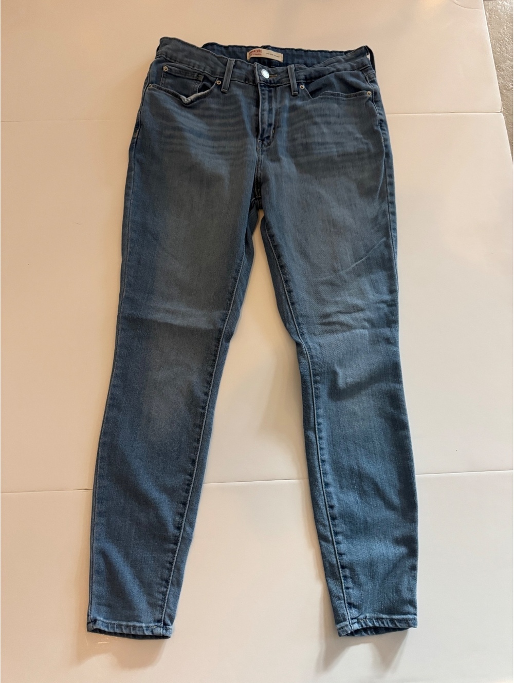 Levi Strauss Signature Women’s 30x25 Mid Rise Skinny Jeans Stretch Blue